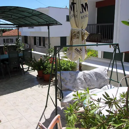 Rina Apartamento