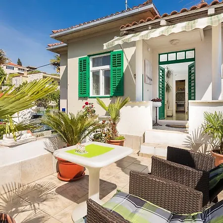 Apartamento Rina